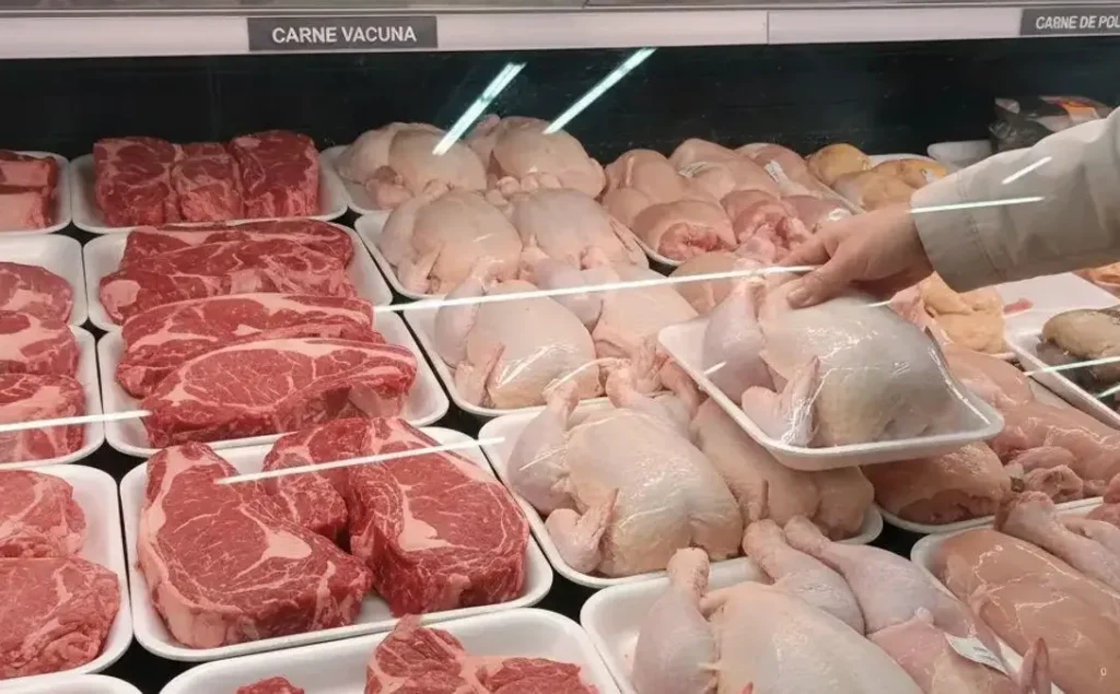 Hito en la mesa argentina: el consumo de carne de pollo superó por primera vez al de carne vacuna carne de pollo